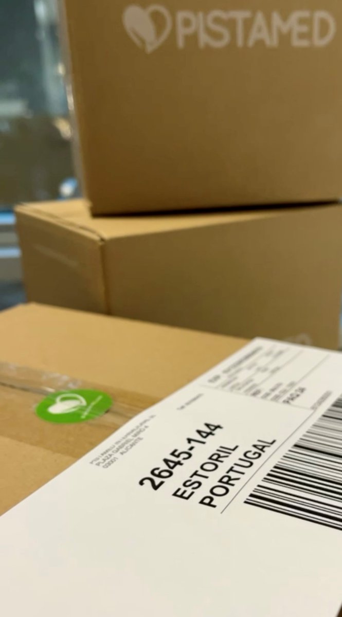 En PISTAMED seguimos preparando pedidos de #pistachos... ¡esta vez van camino a #Portugal! Realizamos envíos en 24-48 horas.📦#nonstop 😀💚