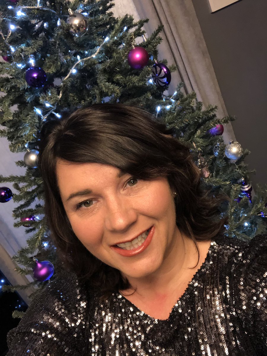 McCleaveClare's tweet photo. Graduation Day-very different than I had planned but gonna celebrate anyway @QUBelfast @StMarysBelfast #masters #MEd #Graduation2020 #dressupshowup https://t.co/JLEs39lQRL