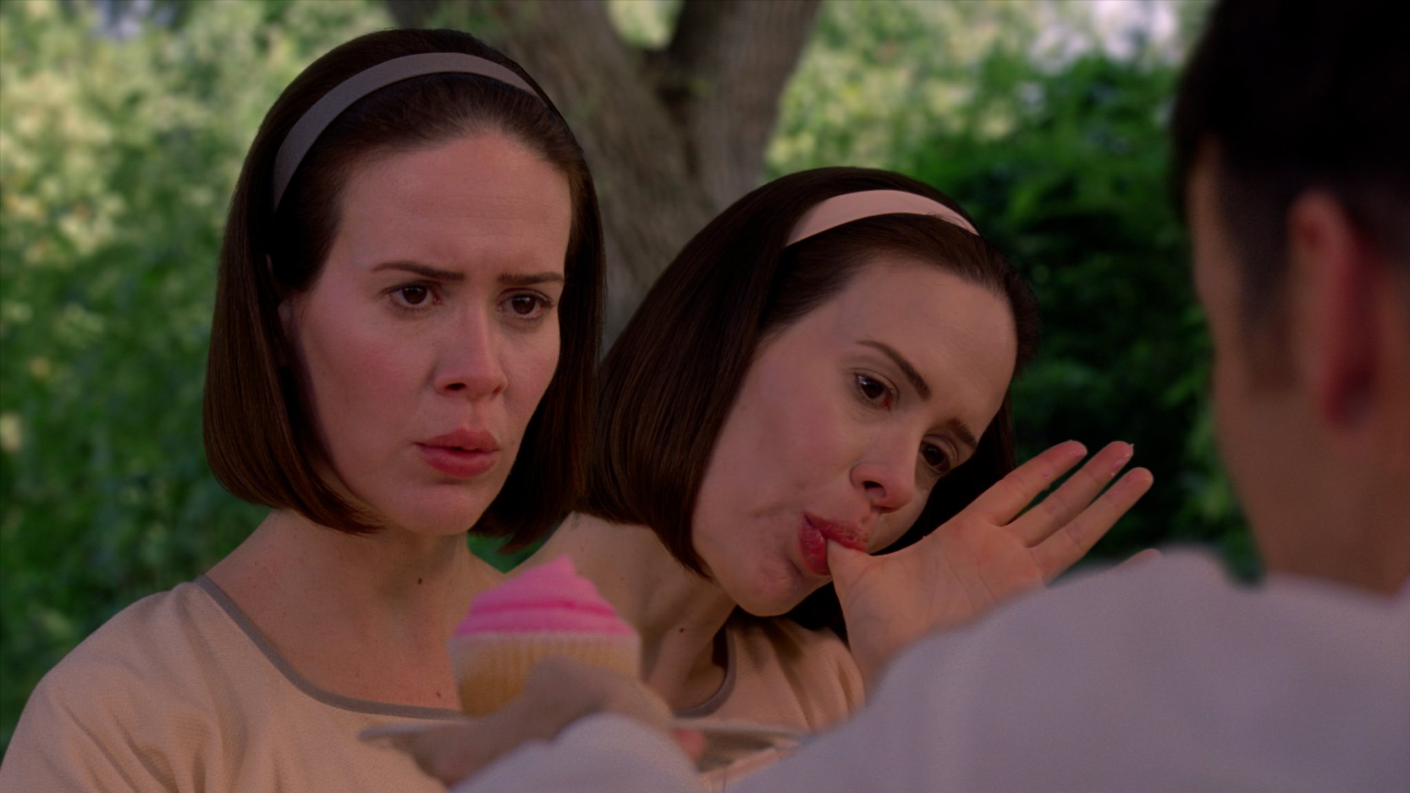 Happy sarah paulson\s birthday to all who celebrate 