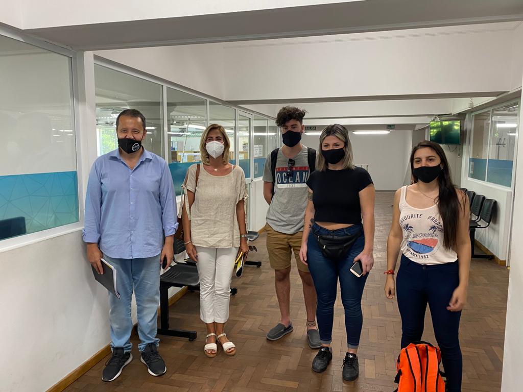 CesiraArcando's tweet photo. Hoy participé en representación de la Com. de Asuntos Laborales de la @CamaraDipSF en la audiencia de conciliación celebrada en el Min. de Trabajo para la reincorporación de los 300 trabajadores despedidos del call center Contact Center &amp; Recovery SA y Key Market SRL. https://t.co/X9X000Gaq5