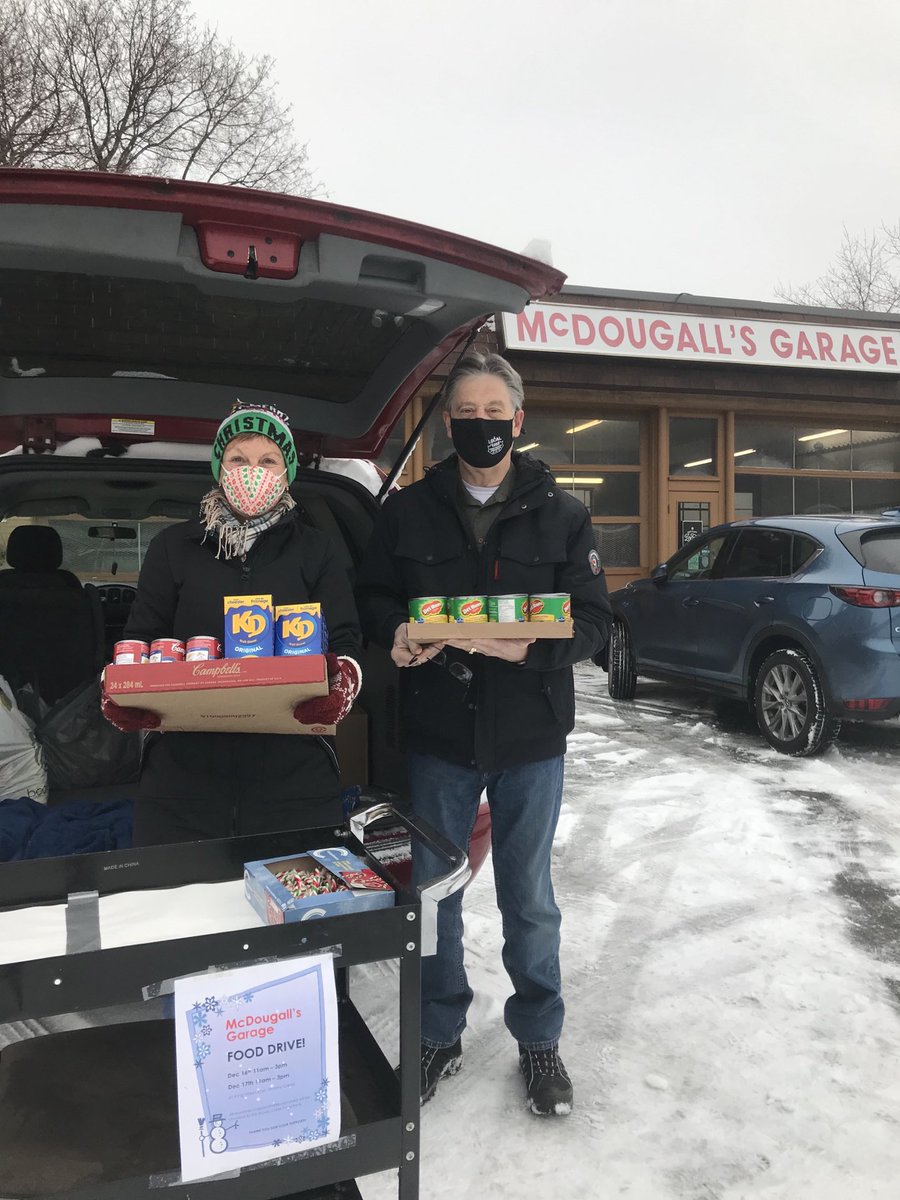 Thanks to Lynda McDougall and McDougall’s Garage for hosting today’s food drive. Collecting non-perishables and cash donations until 3:00. The Stoney Creek Food Bank can use all the help it can get for the #holidays #tistheseason