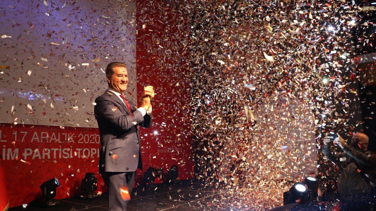 Ezberleri bozmaya, fark yaratmaya geliyoruz!  
DEĞİŞİM BAŞLIYOR! SÖZ, kalbimiz Türkiye için atacak!
#DeğişimBaşlıyor