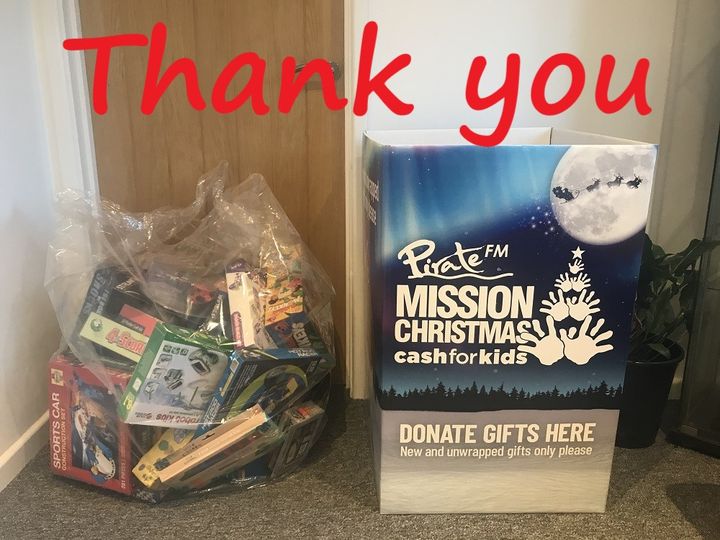 WedlakeFH's tweet photo. Thank you to all those who dropped off presents for the Pirate FM Mission Christmas.  The big sack of presents was collected and will make sure for some Christmas is a brighter time. #thankyou #presents #piratefm #gifts #radio https://t.co/N2XvXyh3td