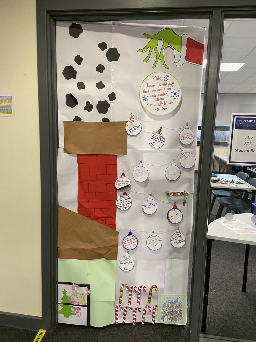 MrAndersonPE1's tweet photo. CHRISTMAS FORM DOOR WINNERS #ELGAR #GRINCH 🎅🏻🎊 https://t.co/nPwe3EoUY6