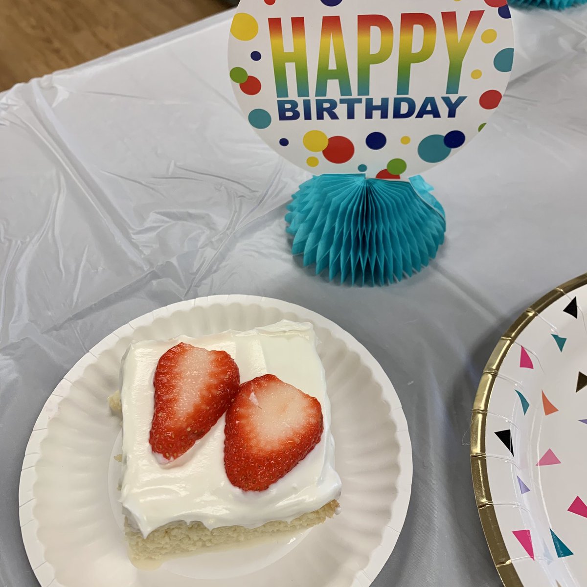 mrs_mbright's tweet photo. For the last several days my foods classes completed their Culinary Challenge projects. The goal was to demonstrate healthy decision making through nutrition, menu planning, food preparation, and food safety. #cretecards #cardinalpride #fcstn #fcssucess #sayyestofcs https://t.co/IaFWHwCNEZ