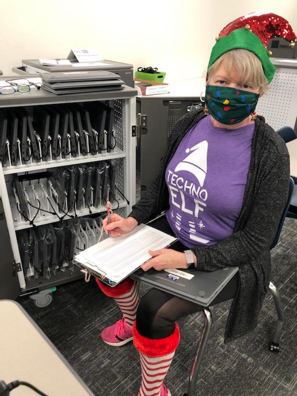 susanpvo's tweet photo. Hooray! More devices = wish list fulfilled! @KerrComets @bjkoliba #wemakeIThappen https://t.co/2N9zEv17j2
