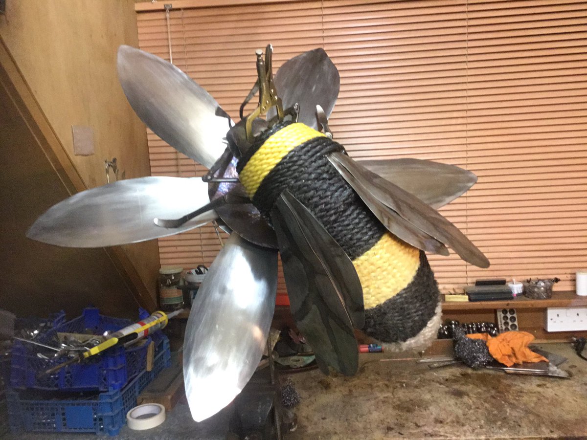 It’s not everyday I have a  giant bee in my workshop, wouldn’t want a sting from this one ! 🐝🐝🐝 #workinprogress #bee