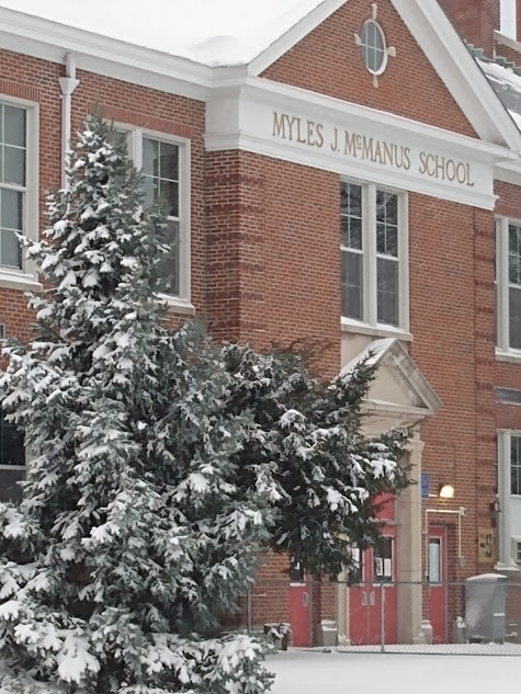 LPS_McManus's tweet photo. Snow Day vibes at Myles J ⛄️✨ #LindenLearnsAtHome #McManusGetsDigital https://t.co/vKiBnyI6k2