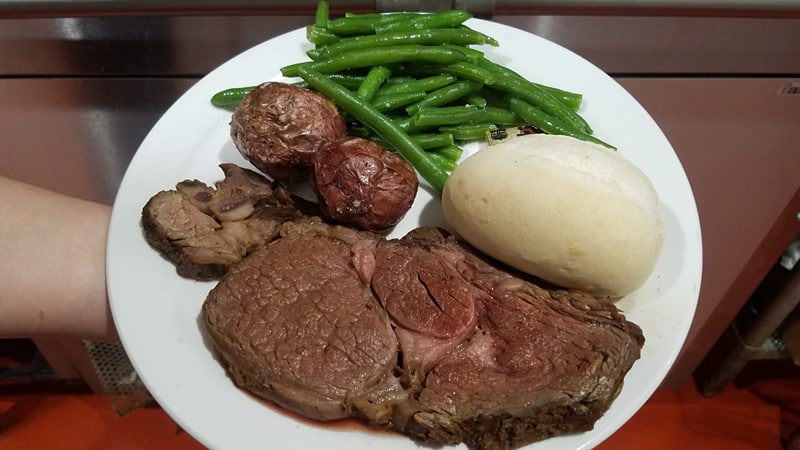 Let Northwoods do your Christmas cooking! 

Smoked Prime Rib
Roasted Baby Red Potatoes
Vegetable du Jour
Garden Salad
Dinner Rolls &amp; Butter
Serves 6-8 people $160

Call us at 715-597-1828 to pre-order by 7pm on Sat, Dec 19, 2020 
Dinner pick-up: Thurs, Dec 24 from Noon-3pm.