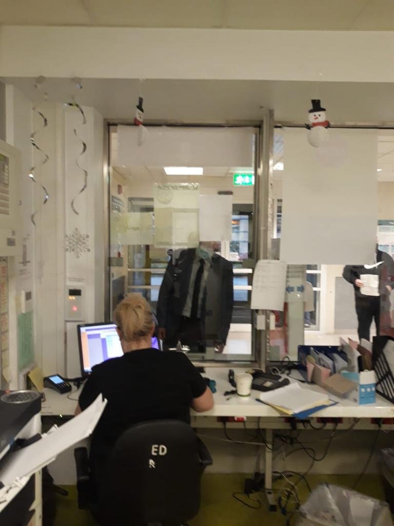 ed_tuh's tweet photo. TUH EM &amp; Radiology #simulation training on thoracic dissection. THINK AORTA. Pain is sudden in onset, severe and may be migratory. #communication is crucial. Urgent CT Angiogram makes the diagnosis. Thanks to all the TUH team #sharedlearning #teamwork #CRM #TUHworkingtogether https://t.co/VwZ2fbb3hF