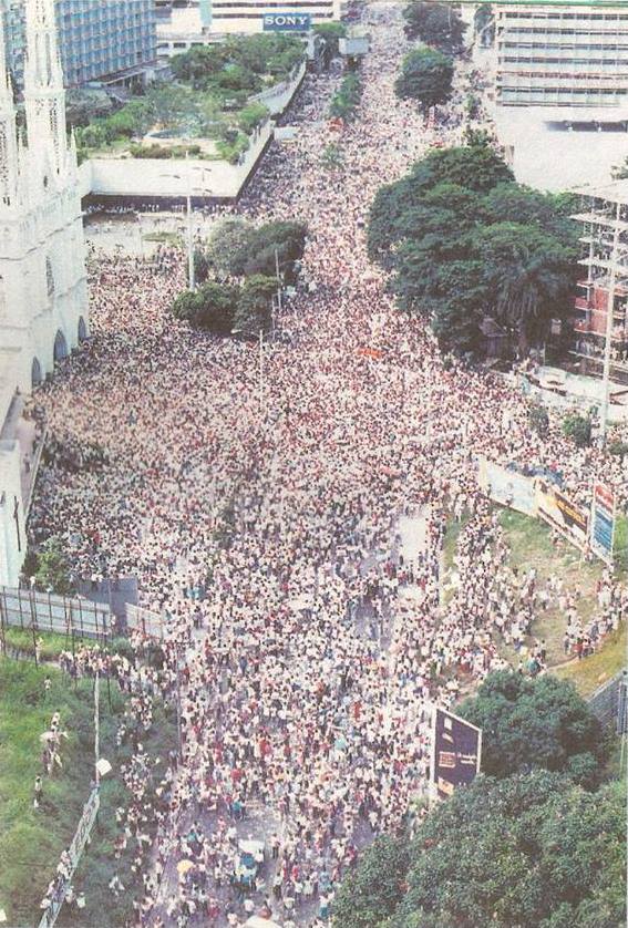mchong21's tweet photo. Cuenta la leyenda...que antes no importaba si era joven, universitario o viejo...

Si querías un Panamá sin abusos y sin corrupción, todos salían a protestar. https://t.co/HsiISiuI40
