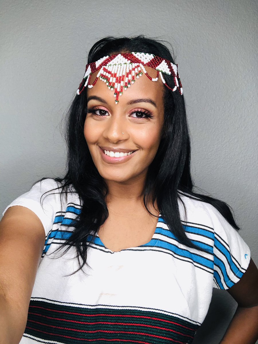 Oromo_Chick's tweet photo. The flag                 The face https://t.co/VI5NBJuvGL