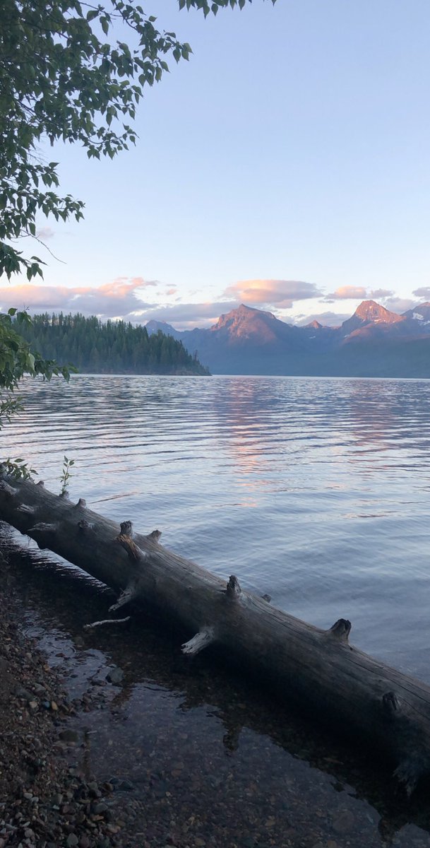 mibe555's tweet photo. @koostzu Glacier national park appreciation :) https://t.co/ZsC5wKcNo4