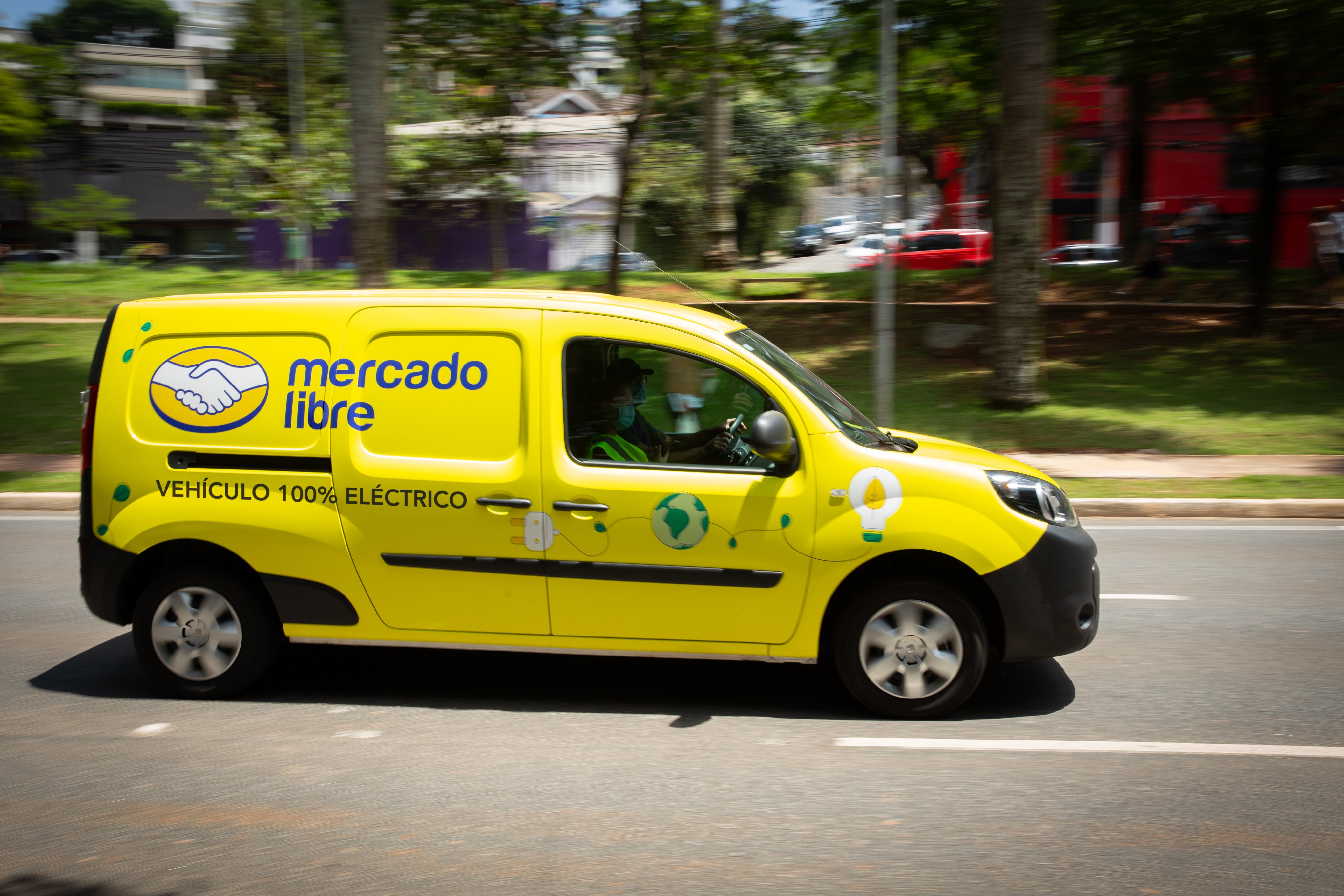 Challenge Of God Aja Mercado Libre on Twitter: "¡Sumamos más de 70 nuevas vans y ya tenemos una  de las flotas de vehículos eléctricos más grande de Latinoamérica! Un paso  más hacia la sustentabilidad de nuestra