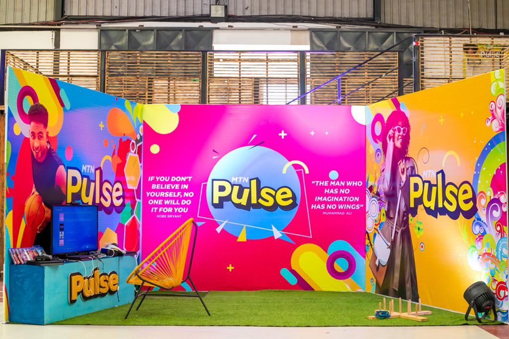 NFTpoppq's tweet photo. You can still catch the show check the @mtnug facebook page right now
#WhatsYoVibe https://t.co/f1RhYA0j8Y