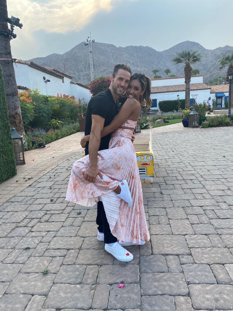 BacheloretteABC's tweet photo. These two 😘❤️ #TheBachelorette https://t.co/S1dgkXobka