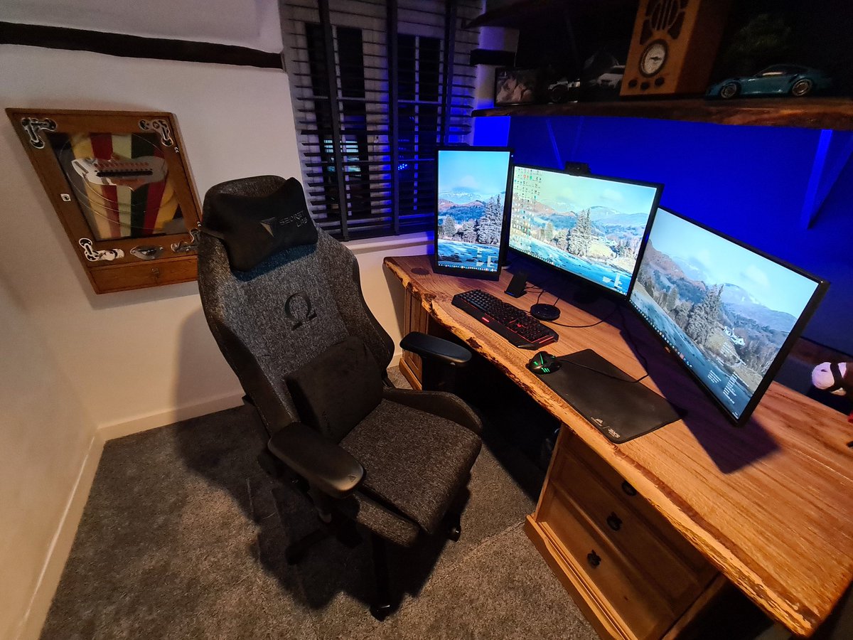 New office chair 😍 #secretlab