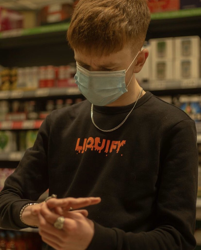 LiquifyClothing's tweet photo. The first look at the Rose Liquify Sweatshirts that will be released 21/12/20!
-
-
-
-
#streetwearbrand #handmade #handdesigned #streetwearbrands #fashionuk #handmadeclothes #business #smallbusiness #clothingbrand #clothing #smallclothingbrand https://t.co/a0rTLuUdZa
