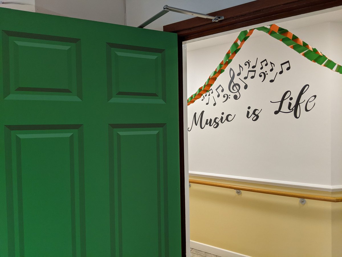 The Sign Shop tweet media