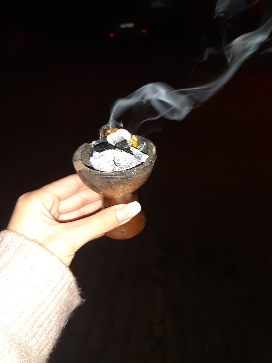 ParmaksBeyza's tweet photo. Nargile başlığında bahur...
Teyze bunu neden yaptın ki? @sbmjgk_ https://t.co/2L4pak1Vng