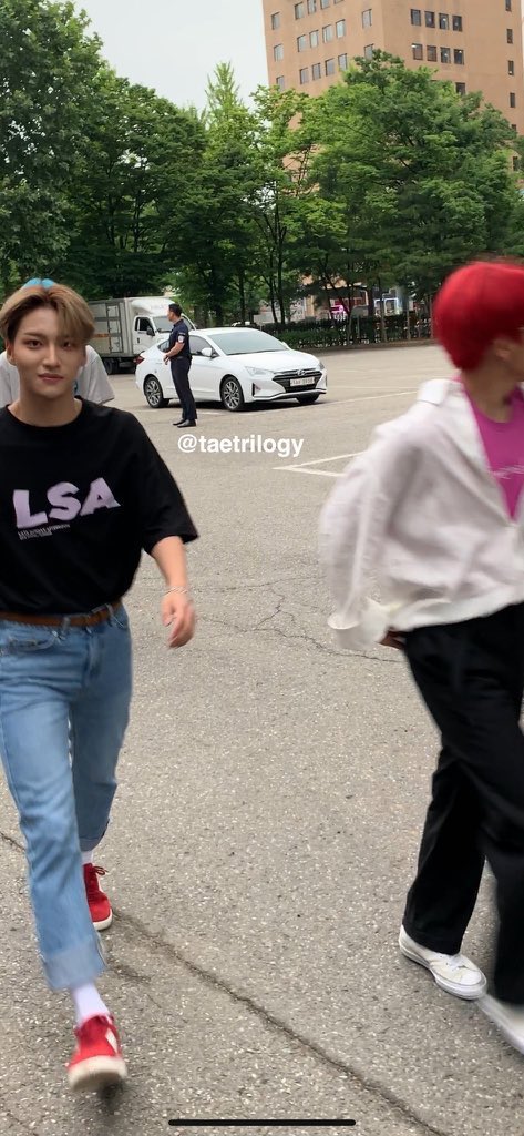 this is how seonghwa looks in real life- a thread