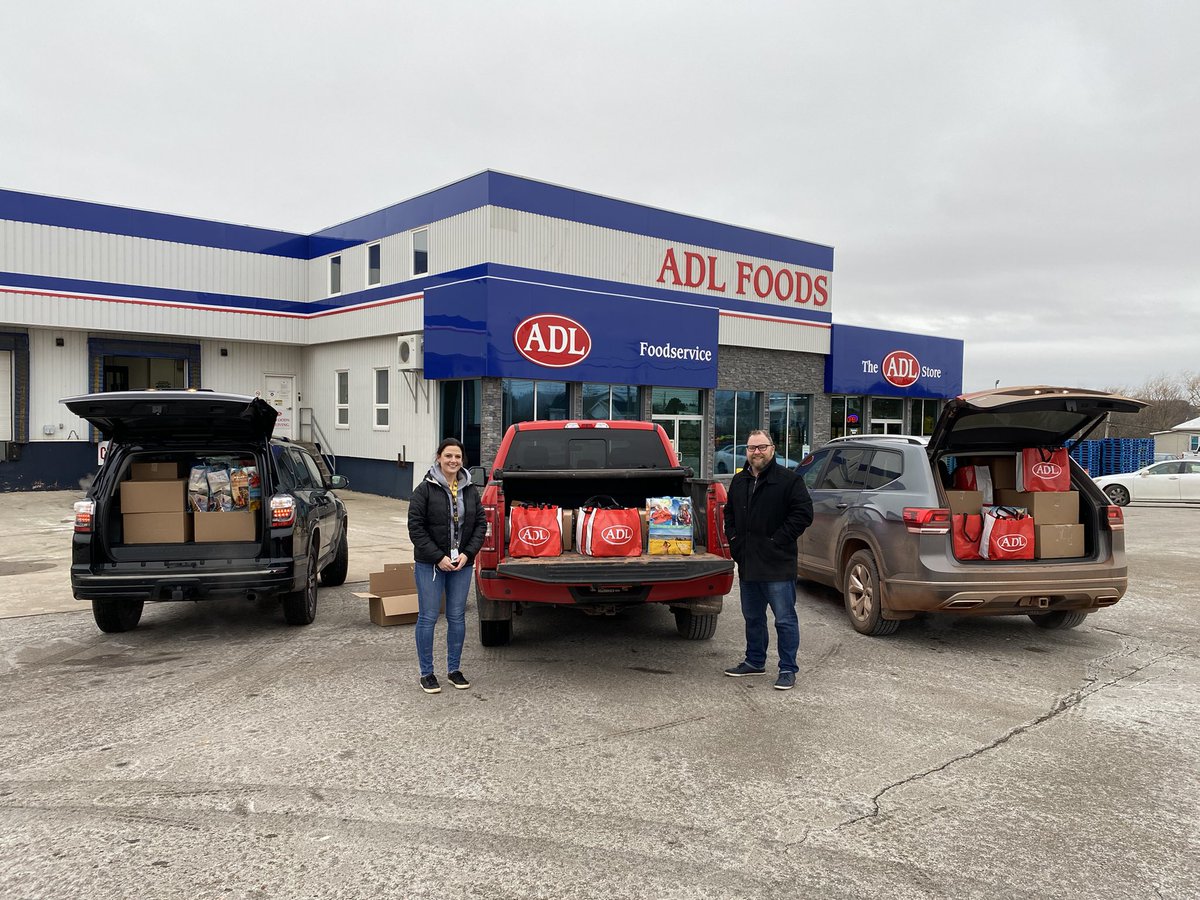 It was an extra special day here <a href="/AthenaHawks/">Athena Hawks</a>   Led by <a href="/NoonanGallant9/">Melissa Noonan</a> we were able to help out families in our community. A special thanks to <a href="/ToddRichard1/">Todd Richard</a> @CmannChad &amp; <a href="/AdlFoods/">ADL FOODSERVICE</a> for their generous support as well as <a href="/AlwaysTopCheese/">Darcy Gallant</a> who is always giving back! #communityleader