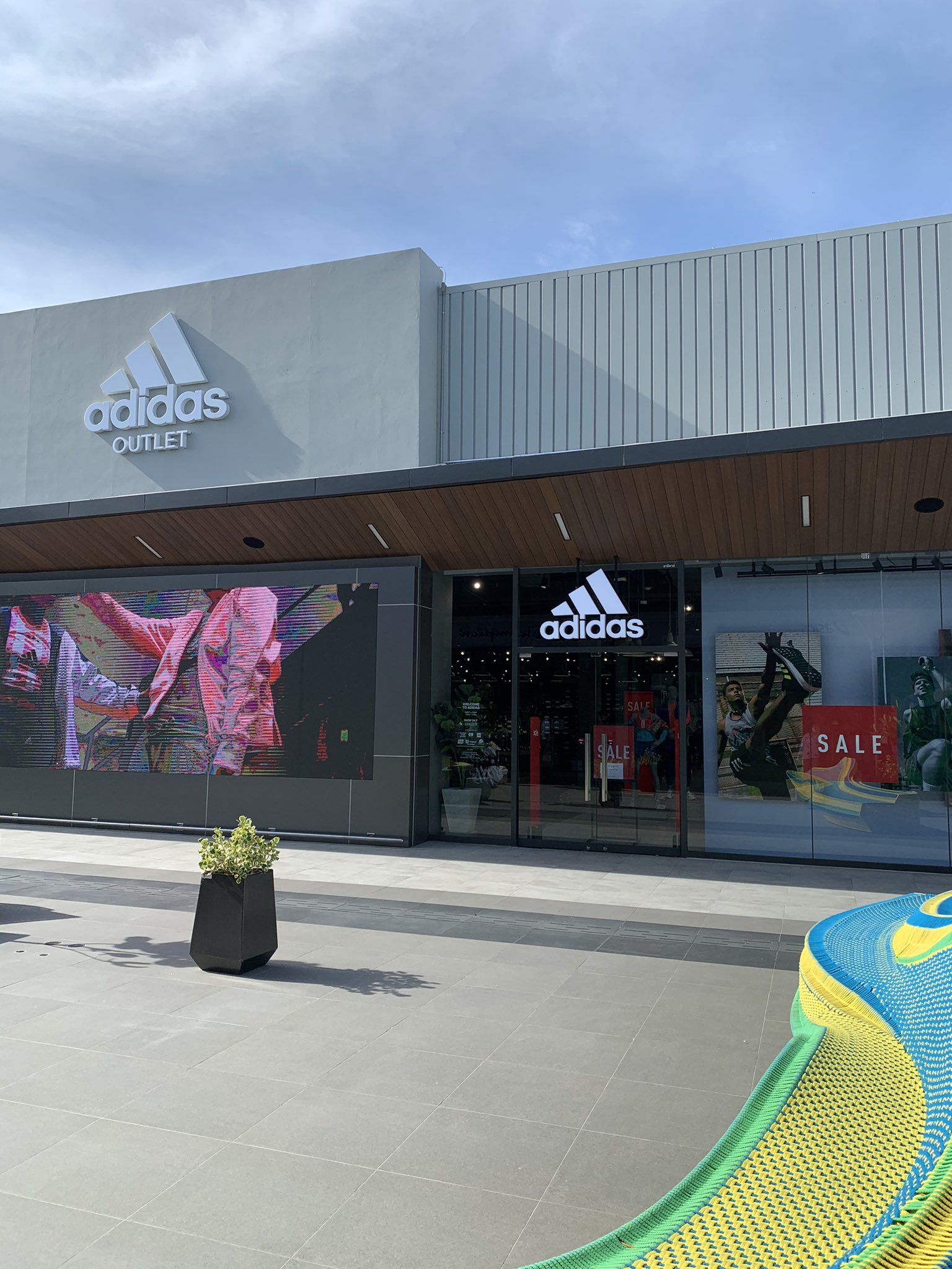 Adidas outlet store 65