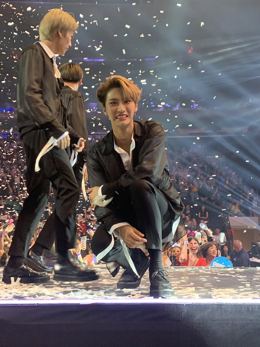 this is how seonghwa looks in real life- a thread