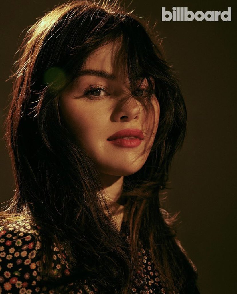 ourselenapics's tweet photo. https://t.co/YLJYhNxsRI