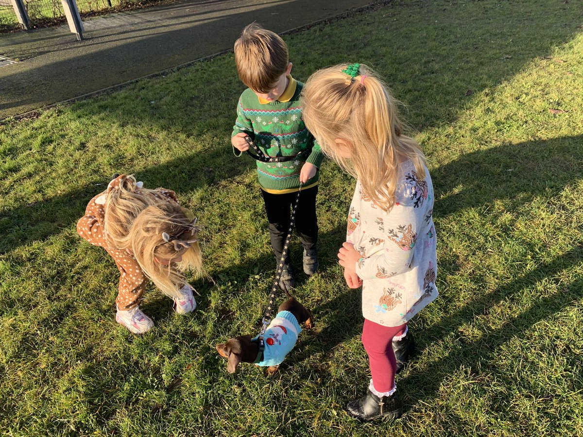 MrsUnderwood8's tweet photo. Little Bear had such a lovely day with Y1 @KbaPrimary what kind and caring children we have! 🐻♥️ @MissMayhewKBA @DinoDiSalvo @MrPateKBA #year1 #ks1 https://t.co/1iD0fVuDys