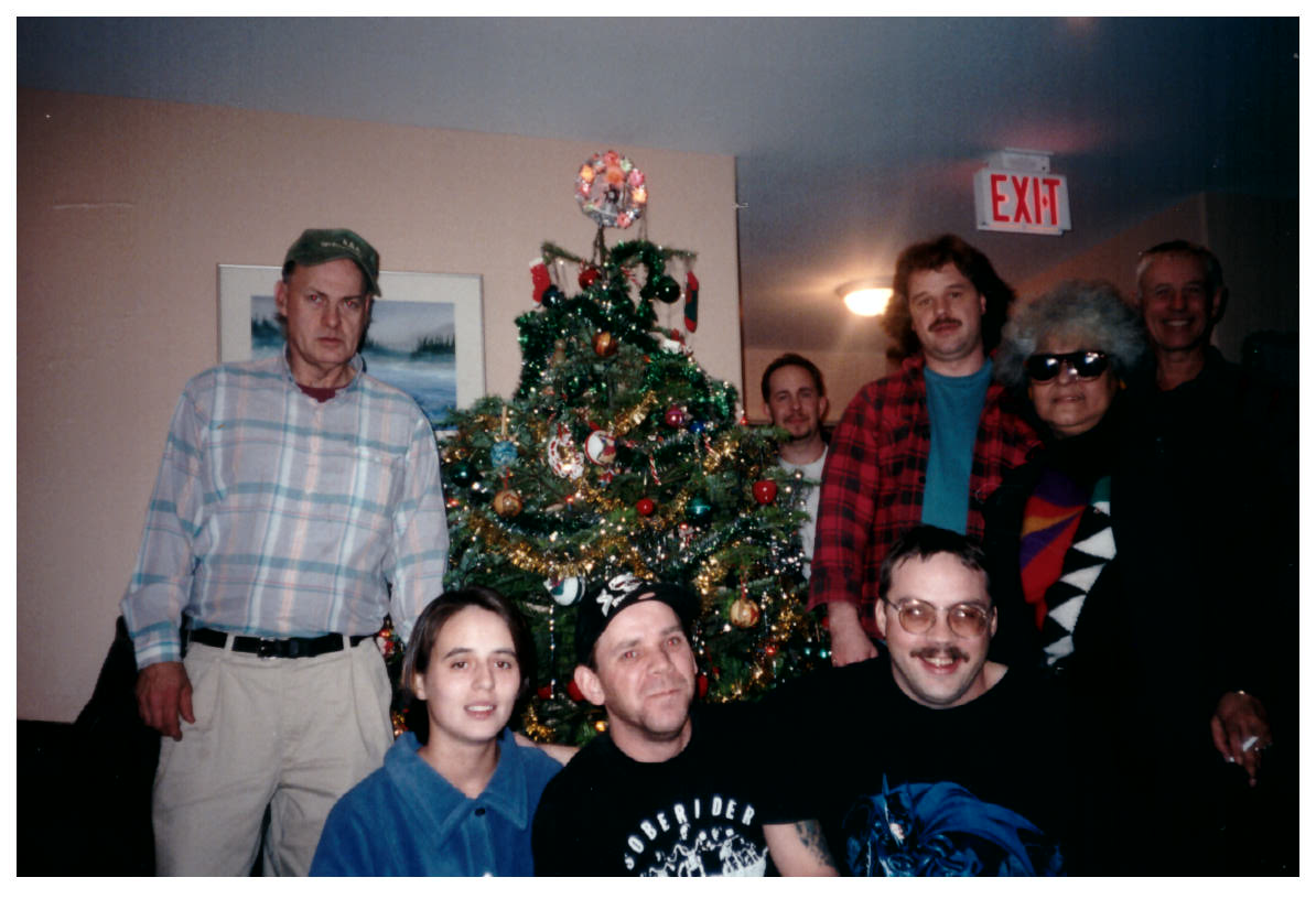 HouseAnawim's tweet photo. Christmas 1999 (circle left to right back) Darald, Barb, Keith, Ian, Barb, Larry, John, Terry #tbt #anawimhouse https://t.co/NrlzjBkzDv