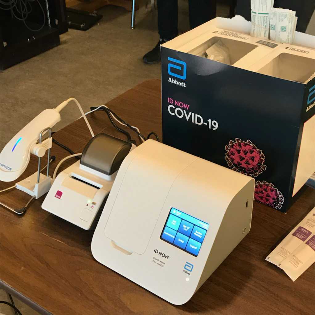 Using the Abbott IDNow and PanBio COVID-19 testing kits means we can identify positive cases within hours. Alberta will also be adding rapid testing units at 25 rural hospitals in the north, central and south zones. 3/5