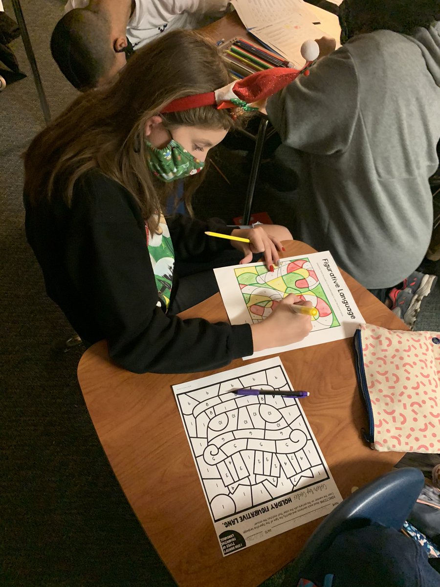 MrsAnderson426's tweet photo. Elves hard at work! @CoxTimberwolves #tci_12daysoftwitter https://t.co/XIFtZKglIM