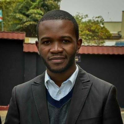 Mbaya_junior3's tweet photo. Pourquoi ce journaliste ne nous parle pas des activités de #Access_Bank mais il tire TOUJOURS sur #APLC ?🤔 https://t.co/oZHHYLKh5T