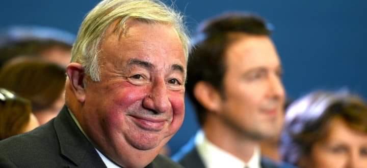 laroulotte49's tweet photo. En cas de coup dur n'oublions pas que c'est Tonton #PiedDeVigne qui prend les rênes de la France par interim🤦🏻♀️
#macroncovid
#Larcher https://t.co/l1V14dkiK5