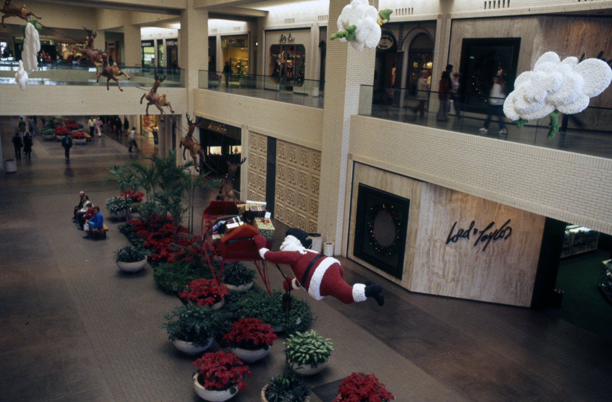 NorthPark Center on X: Flying high over Neiman Marcus Fountain Court, the  vintage Candy Santa and Pecan Reindeer installation has been a special part  of NorthPark's holiday tradition since 1965. 🦌 Enjoy