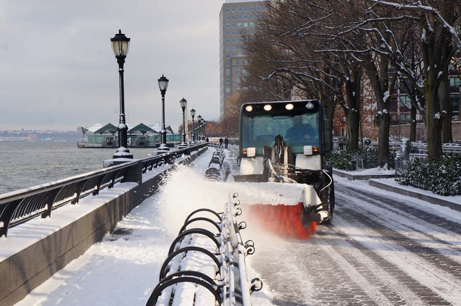 bpca_ny's tweet photo. WINTER WONDERLAND: What's Open & Closed in #BPC: https://t.co/sEVjc0MyKn. #BatteryParkCity #BPCCommunity #BPCKids @CommunityBoard1 @GPTA_BPC @DowntownNYC @FiDiKids @FiDiFamilies @galeabrewer @CM_MargaretChin @DeborahJGlick @yuhline @BrianKavanaghNY @TribecaTrib @tribecacitizen https://t.co/j6hPmQ2TyG