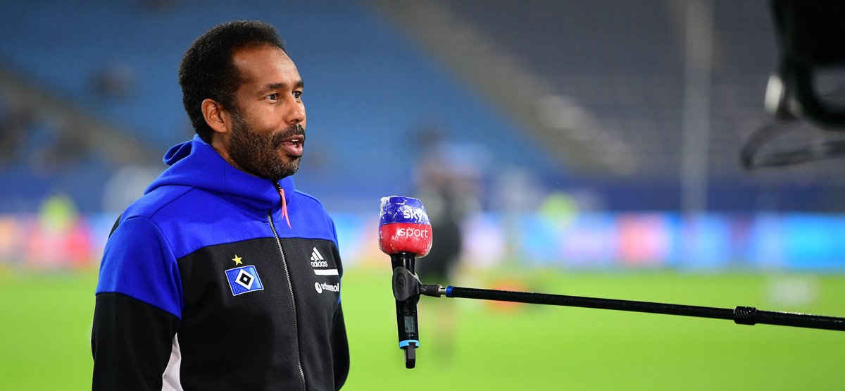 Manchmal ist nicht die schlechte Leistung das schwächste an einem Spiel - sondern der Umgang damit. Im Falle des Sandhausen-Spiels scheint das leider bei #HSV-Trainer Daniel #Thioune und Direktor Michael #Mutzel der Fall zu sein. Im Blog: rautenperle.com/content/ein-ru… #nurderHSV