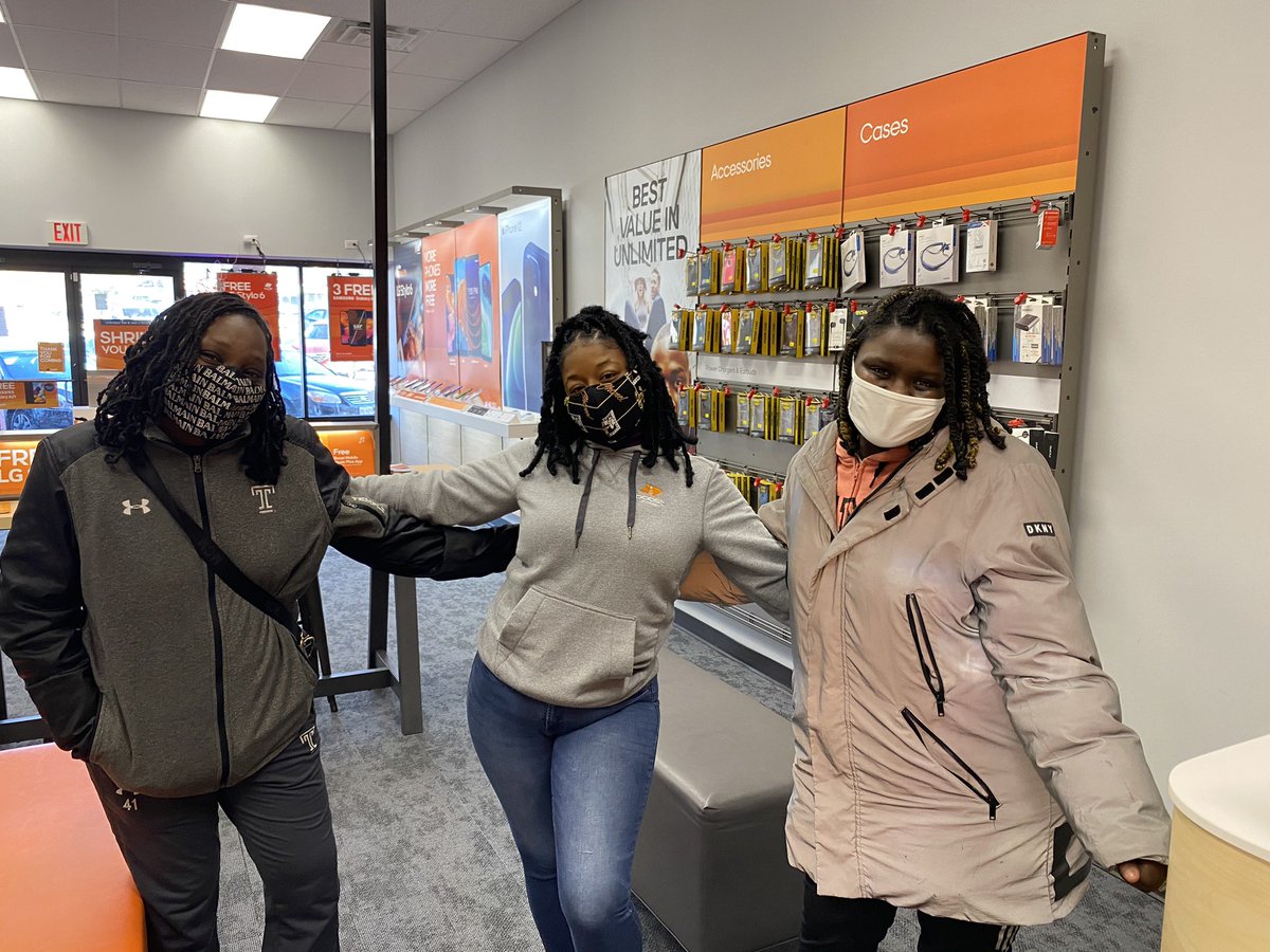 DC Boost lady tweet media