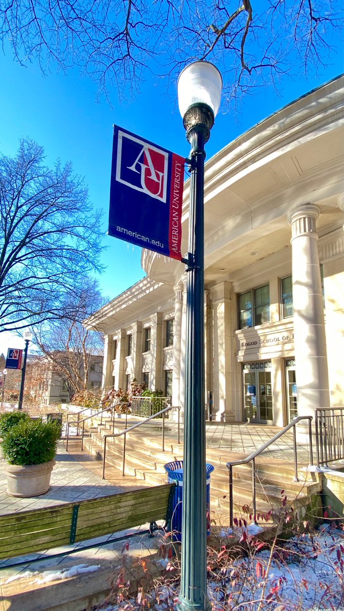 KogodBiz's tweet photo. We went from Kogod to Snow-god yesterday ❄️ (our social media manager made us use this caption)
#Kogod #Snowgod #AmericanU #AmericanUniversity #WashingtonDC https://t.co/nDUhehgkJH
