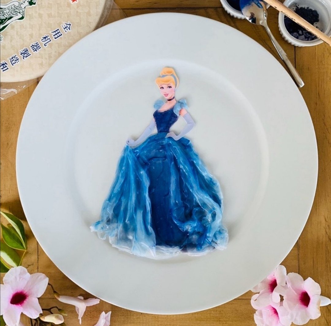 tugvakultursnt's tweet photo. #gününsanatı 🍴
Sanatçı Ruby Perman çizgi film karakterlerinin kıyafetlerini, meyve ve sebze kullanarak yeniden yorumluyor.
#kültür #kültürsanat #sanat #rubyperman #çizgifilm https://t.co/YFimq80eHC
