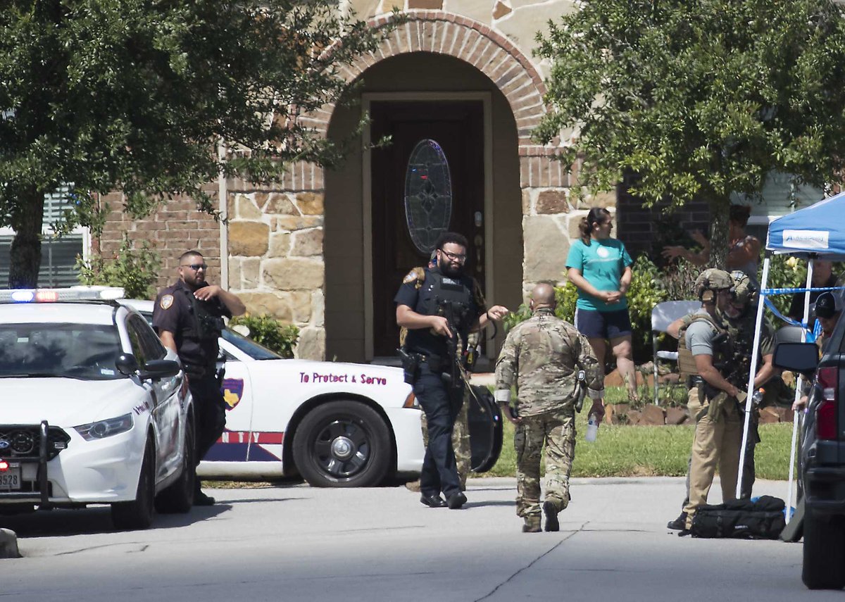 Suspect in fatal shooting in Magnolia found dead after standoff dlvr.it/RnrptH