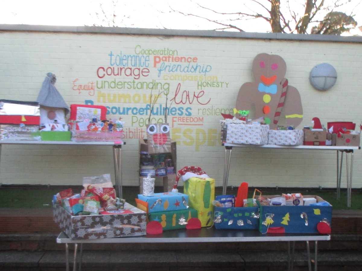 stclares_sen's tweet photo. We are SO proud of our school community for supporting @CentrePadley with donations. The annual box decorations looked great, and have now been safely bagged to deliver.
A small SEN school, but a MASSIVE heart!
#homelessness #CompassionInEduc @EsteemMat https://t.co/pix8NviyHu