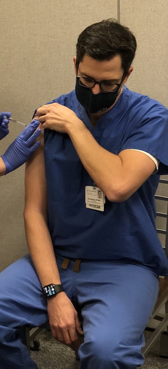 MarkMikkelsenMD's tweet photo. Proud to be a frontline healthcare worker who works alongside a truly amazing team! Grateful to the brilliant scientists who worked tirelessly to create a safe and effective vaccine and for the manufacturing team working around the clock to deliver them! https://t.co/P227H7T7VJ