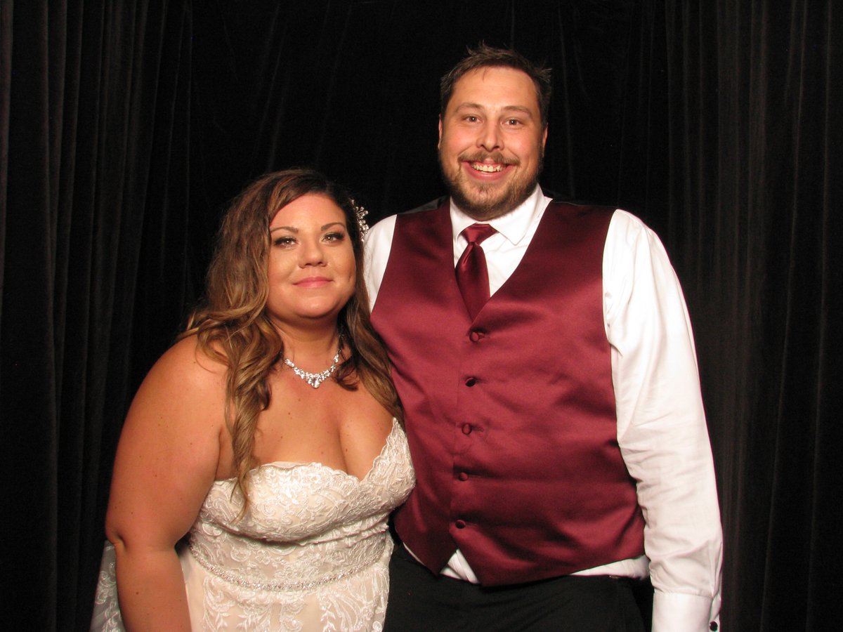 ShutterBoothDet's tweet photo. Alyssa and Kyle in Yale, Michigan! | https://t.co/F3VfcQYPUm
.
.
#happilyeveranzicek #ShutterBooth #photobooth #bride #groom  #engaged  #wedding #weddingideas #weddinginspo  #weddingday #weddingplanning #weddingdress #ido #detroitweddings #michiganweddings #love #detroitbride https://t.co/HIcJahdjWm