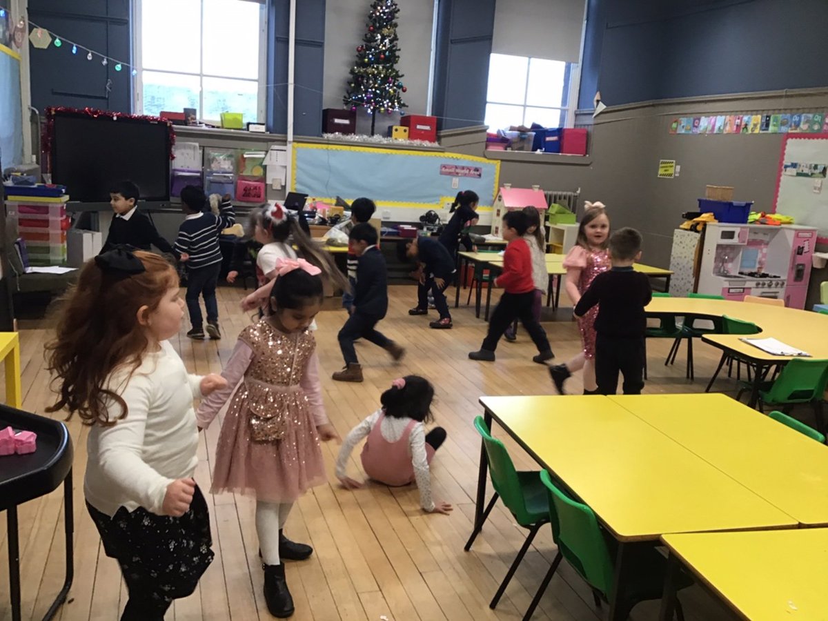 P1bLorneSt's tweet photo. P1 Christmas Party 🥳 🎄  what great fun! https://t.co/S4wEsGyp0O