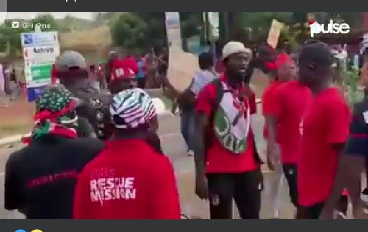 I_am_Kwofae's tweet photo. Mahama's Son. NDC Supporters.
👇. 👇 https://t.co/RgLeeZ1P12