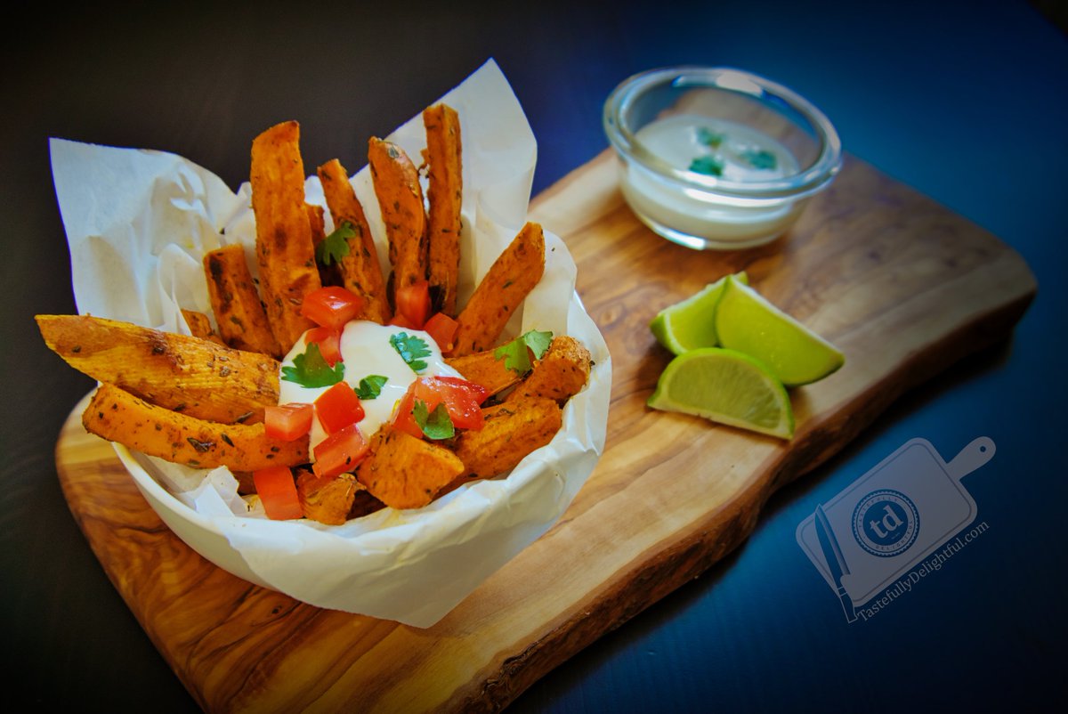 Sweet potato fries 😋 these are simply devine 
#tastefullydelightful #Foodie #Cooking #homemade #healthy #vegetarian #thursdayvibes #photo #StaySafe
