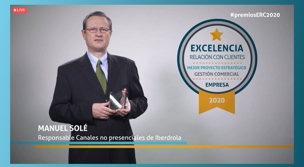 AEERC_es's tweet image. El Premio Estratégico a Mejor Proyecto de Mejor Gestión Comercial es para  @iberdrola. ¡Enhorabuena!
@sole_manuel, Óscar Pascual de Castro #PremiosExcelencia2020