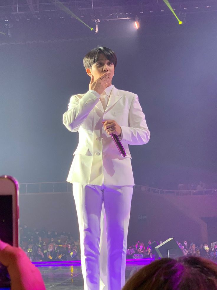 what choi jongho looks like in real life: a thread